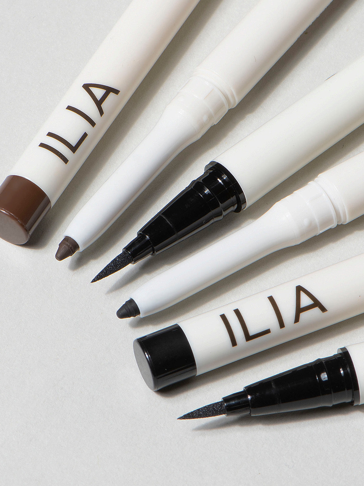 Clean Line Liquid Liner - Smart Routine Choice